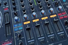 Pioneer ddj sz+ decksaver+ borsa UDC + fight case - Bild