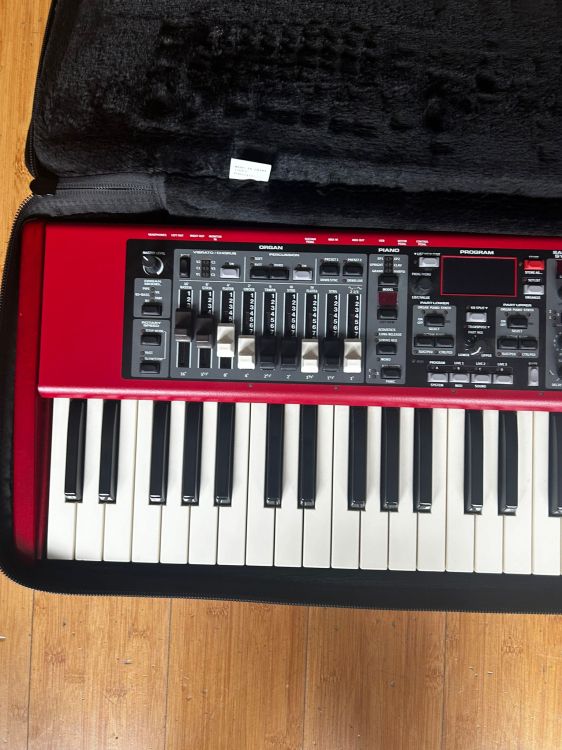 Nord Electro 5D - Immagine4