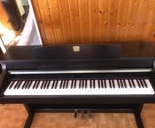 Piano Yamaha CLP-330
 - Image