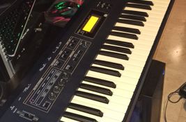 Korg N5 Digitalsynthesizer
 - Bild