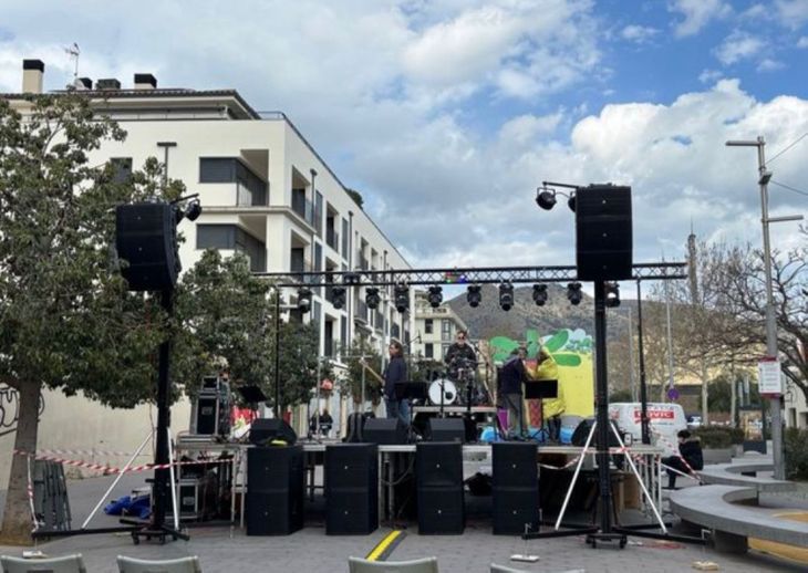 LINE ARRAY MACKIE 28.000WTS - Imagen4