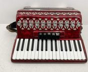 Bestler M2011 accordion
 - Image