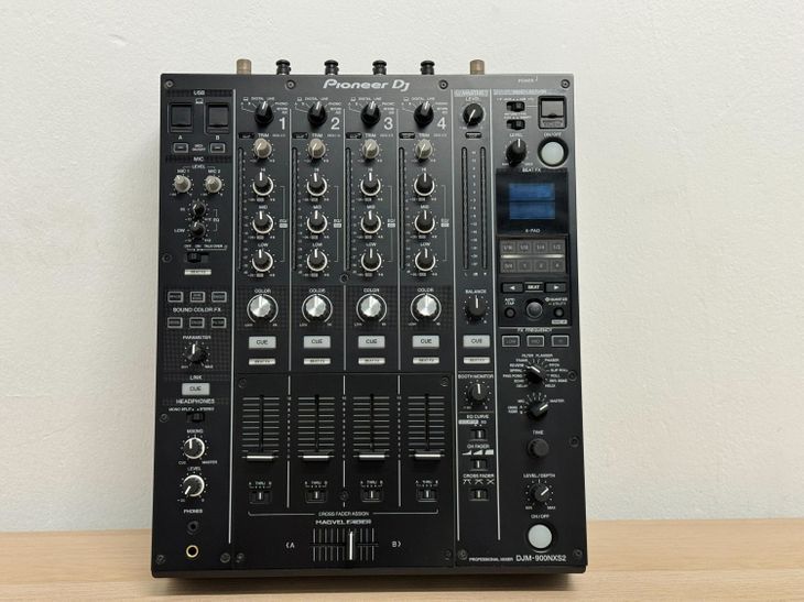 Pioneer DJ DJM900 NXS2 - Imagen por defecto