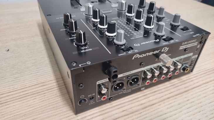 Pioneer DJ DJM-250MK2 - Immagine4