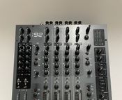 Allen et Heath Xone : 92
 - Image