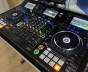 Console DJ Pioneer DDJ-RZX
 - Image
