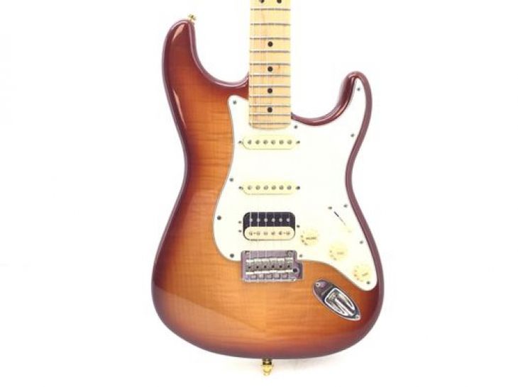 Fender Stratocaster 75 Aniversario - Image principale de l'annonce