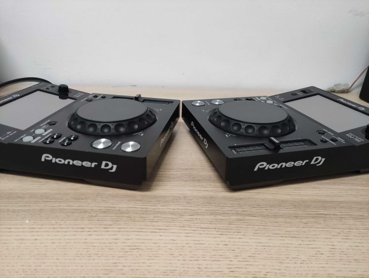 2x Pioneer DJ XDJ-700 - Bild5