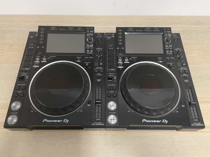 2x Pioneer DJ CDJ-2000 Nexus 2 - Imagen por defecto