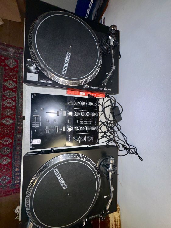 2x Reloop RP-4000 MK2 - Imagen por defecto