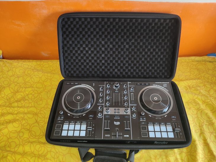 Hercules DJ Control Inpulse 500 - Bild2