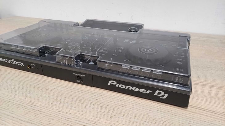 Pioneer DJ XDJ-RR con decksaver - Image6