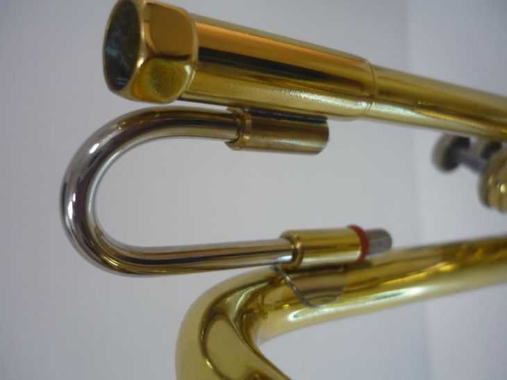Trompeta Sib Bach Stradivarius 72 Corporation U-Fo - Imagen3