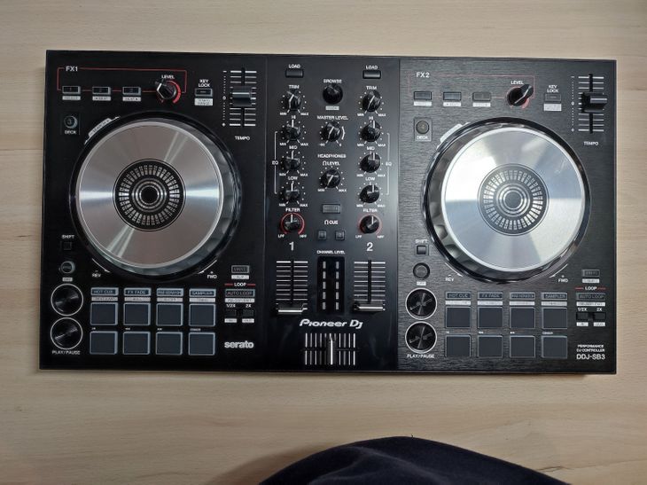 MESA MEZCLAS PIONEER DJ DDJ-SX3, Bilbotruke