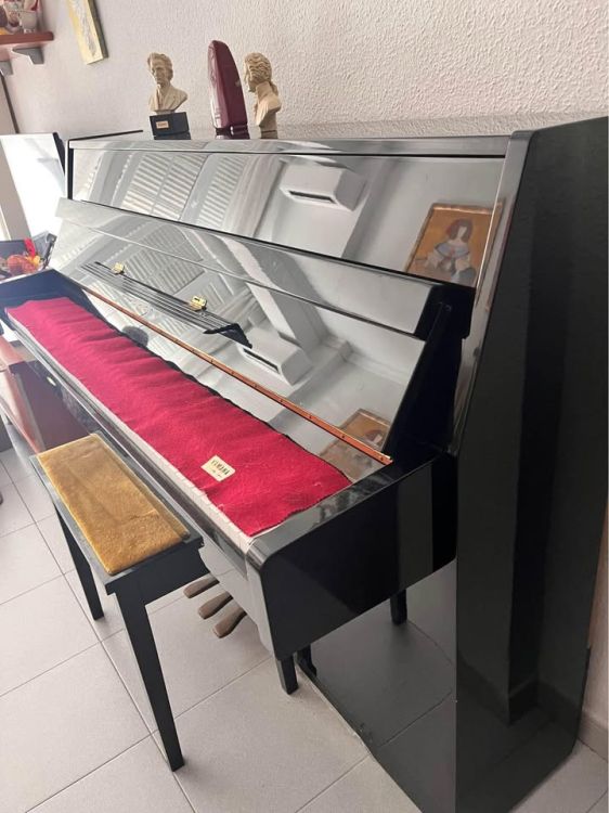 Vendo Piano Yamaha C108 - Image4