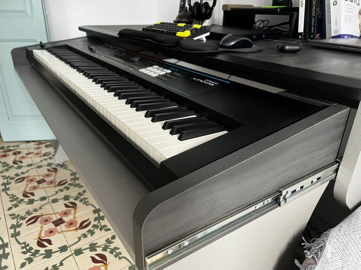 Piano Roland Juno-DS 88 - Image2