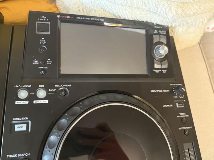 a pair of pioneer xdj 1000 mk2 - Image4