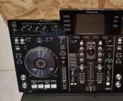 Pioneer DJ XDJ-RX con decksaver e custodia
 - Immagine