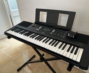 Yamaha PSR E373 Digital-Keyboard
 - Bild