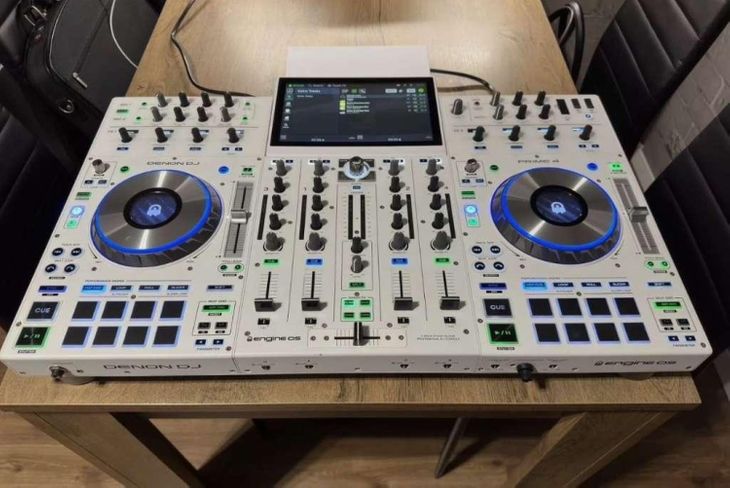 Verkaufe Denon DJ Prime 4 - Imagen por defecto