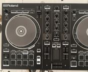 Roland DJ 202 Controller
 - Bild