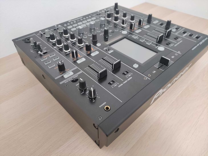 PIONEER DJ DJM-2000 NEXUS - Con Flightcase - Immagine2