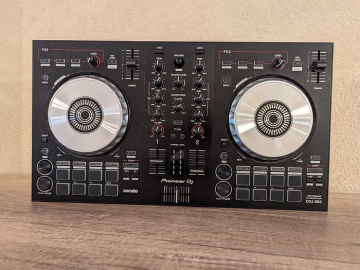 Pioneer DJ DDJ-SB3 - Imagen por defecto