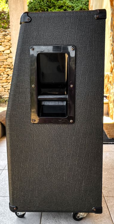 1960AV 4x12 ANGLED CABINET - Image5