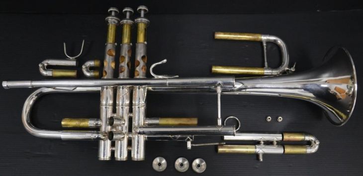 Trompeta Sib Bach Stradivarius 37L - Imagen4