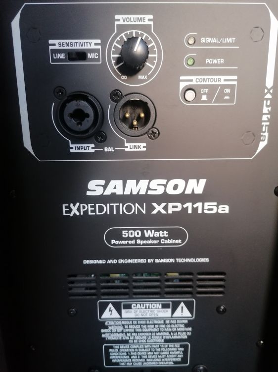 Altavoz amplificado samson xp 115a 500w - Imagen por defecto