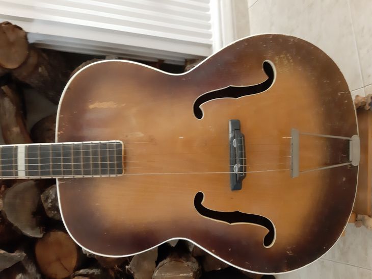 Bonita Guitarra antigua Arnold Hoyer, ano 1957 - Immagine2
