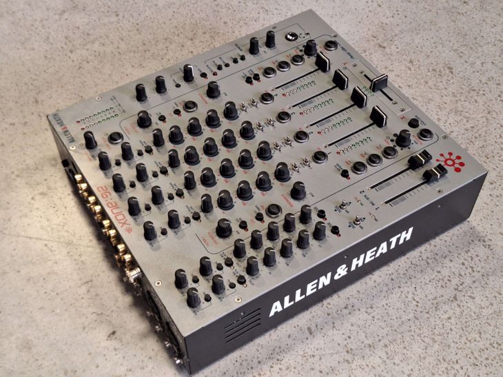 Allen and Heath Xone:92 - Imagen3