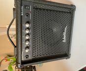 AMPLIFICATEUR WASHBURN WA15G
 - Image