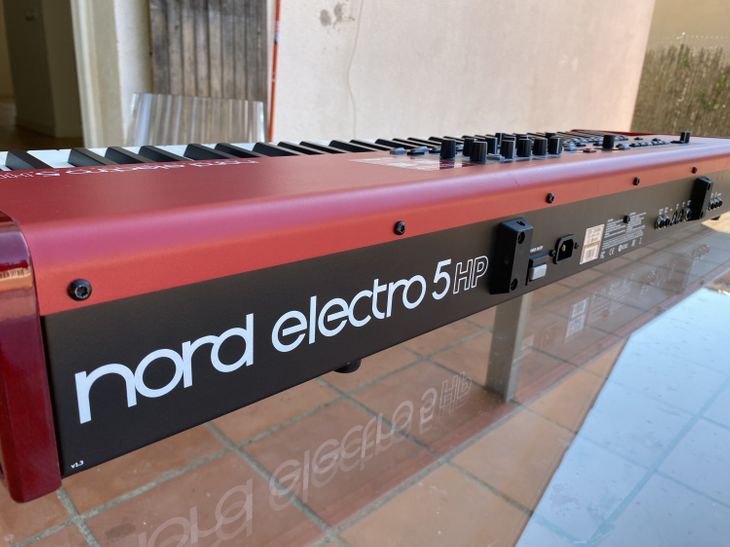 Nord piano ELECTRO 5 HP 73 - Imagen2