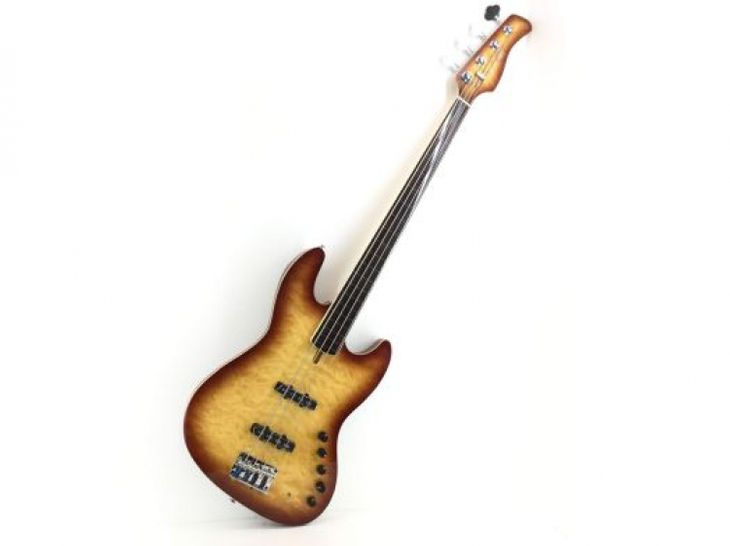 Marcus Miller Sire V9 - Main listing image