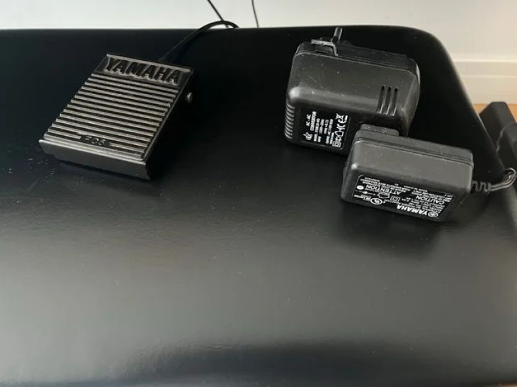 Yamaha YPG-535: Teclado 88 teclas Como nuevo - Imagen5