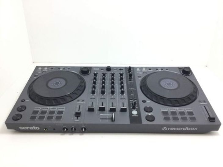 Pioneer DJ DDJ-FLX6 - Hauptbild der Anzeige