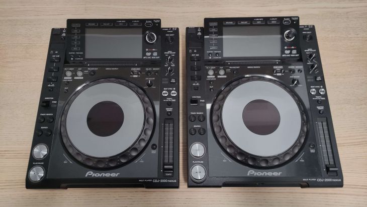 2x Pioneer CDJ-2000 Nexus - Imagen por defecto