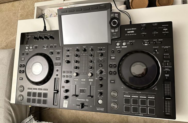 Pioneer XDJ-Rx3 - Imagen por defecto