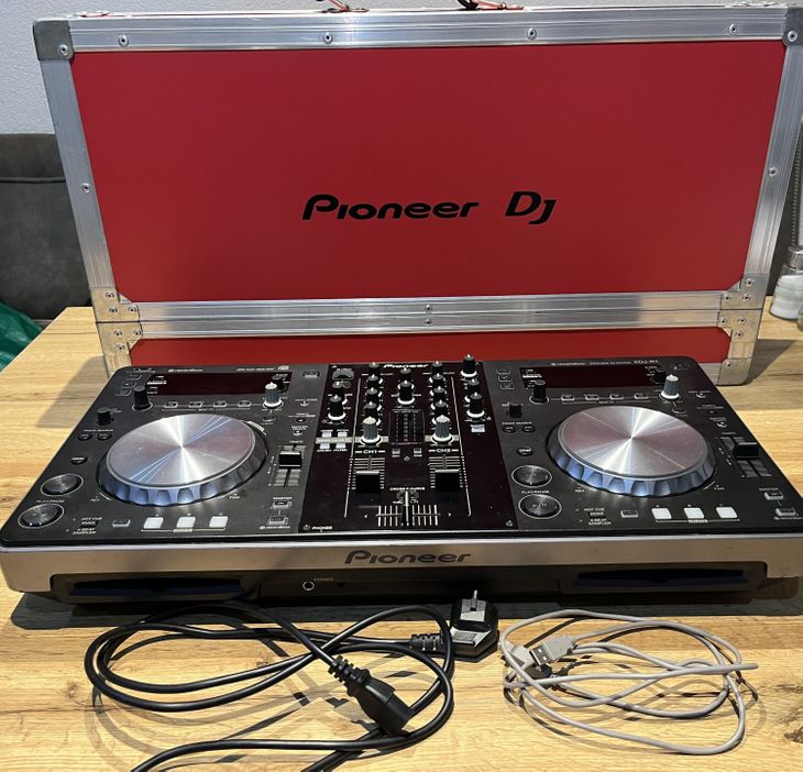 Pioneer XDJ-R1 All-in-One System - Imagen2