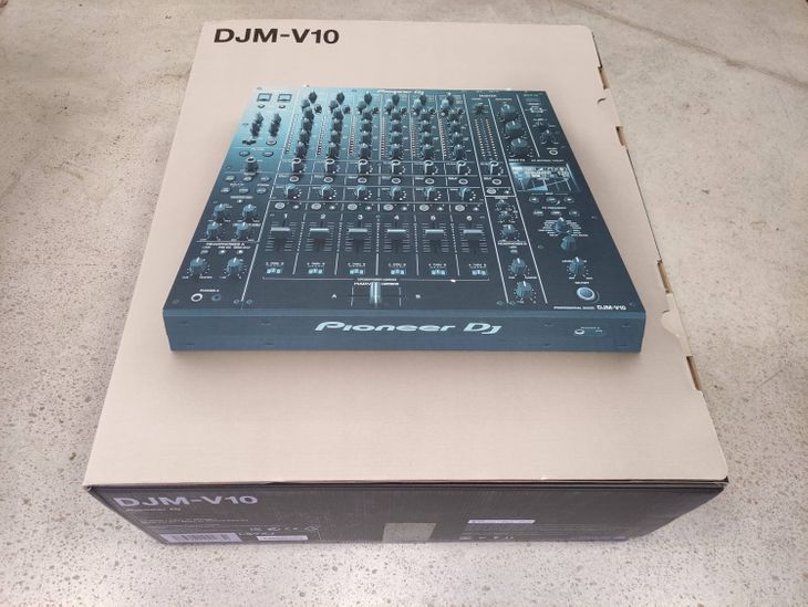 Pioneer DJ DJM-V10 - Imagen6