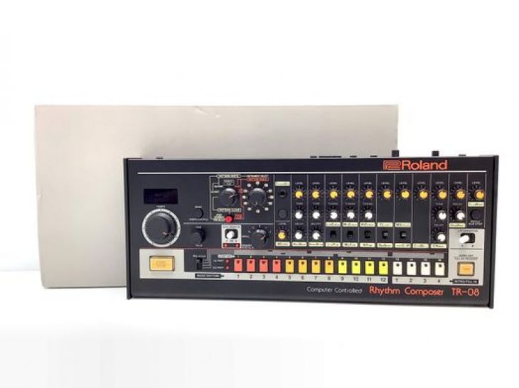Roland TR-08 Rhythm Composer - Imagen principal del anuncio