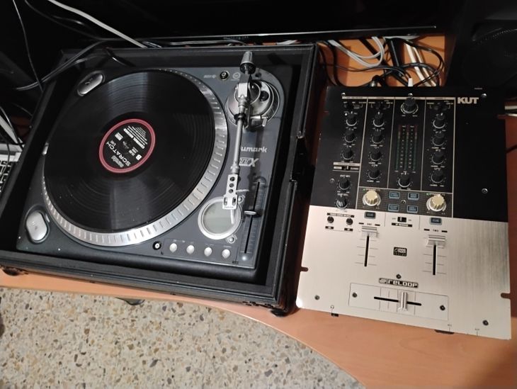 Numark ttx - Imagen por defecto