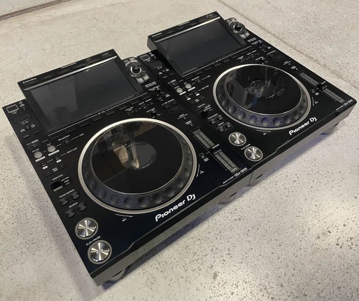 2x Pioneer DJ CDJ-3000 in Berlin - Imagen5