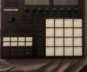 Native Instruments Maschinen Mk3 nero
 - Immagine