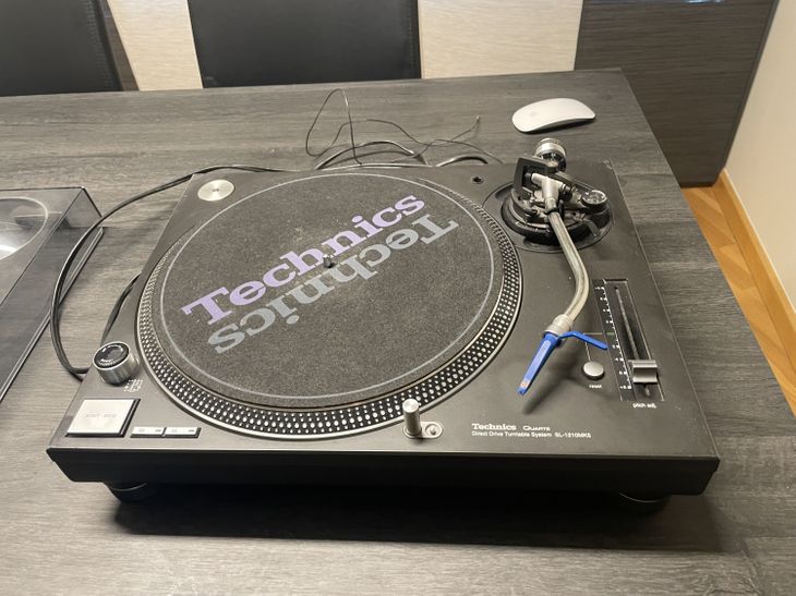 Technics 1210 MK5 Está en buenas condiciones, con - Imagen3