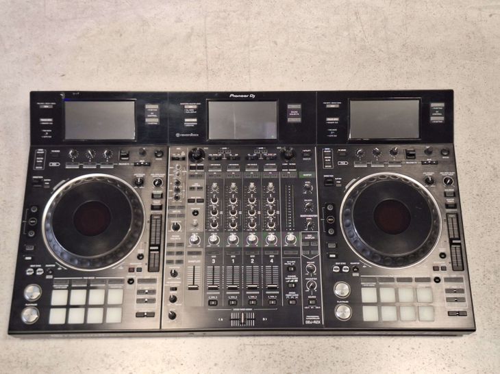 Pioneer DJ DDJ-RZX - Imagen por defecto