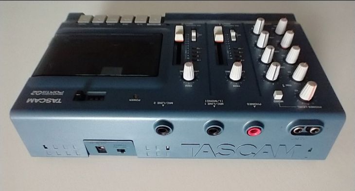 Tascam Porta 02 grabador cassette 4 pistas - Bild3