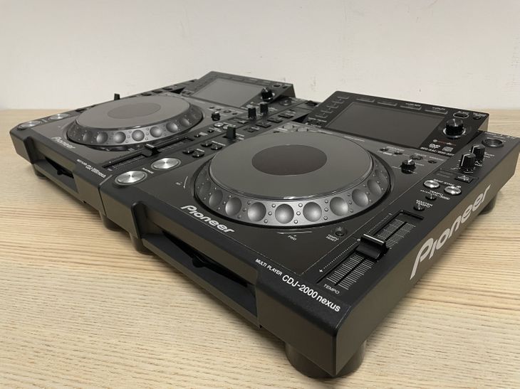 2x Pioneer CDJ-2000 Nexus - Image3