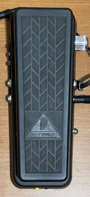 Behringer, SET completo di Effetti a pedale - Immagine2